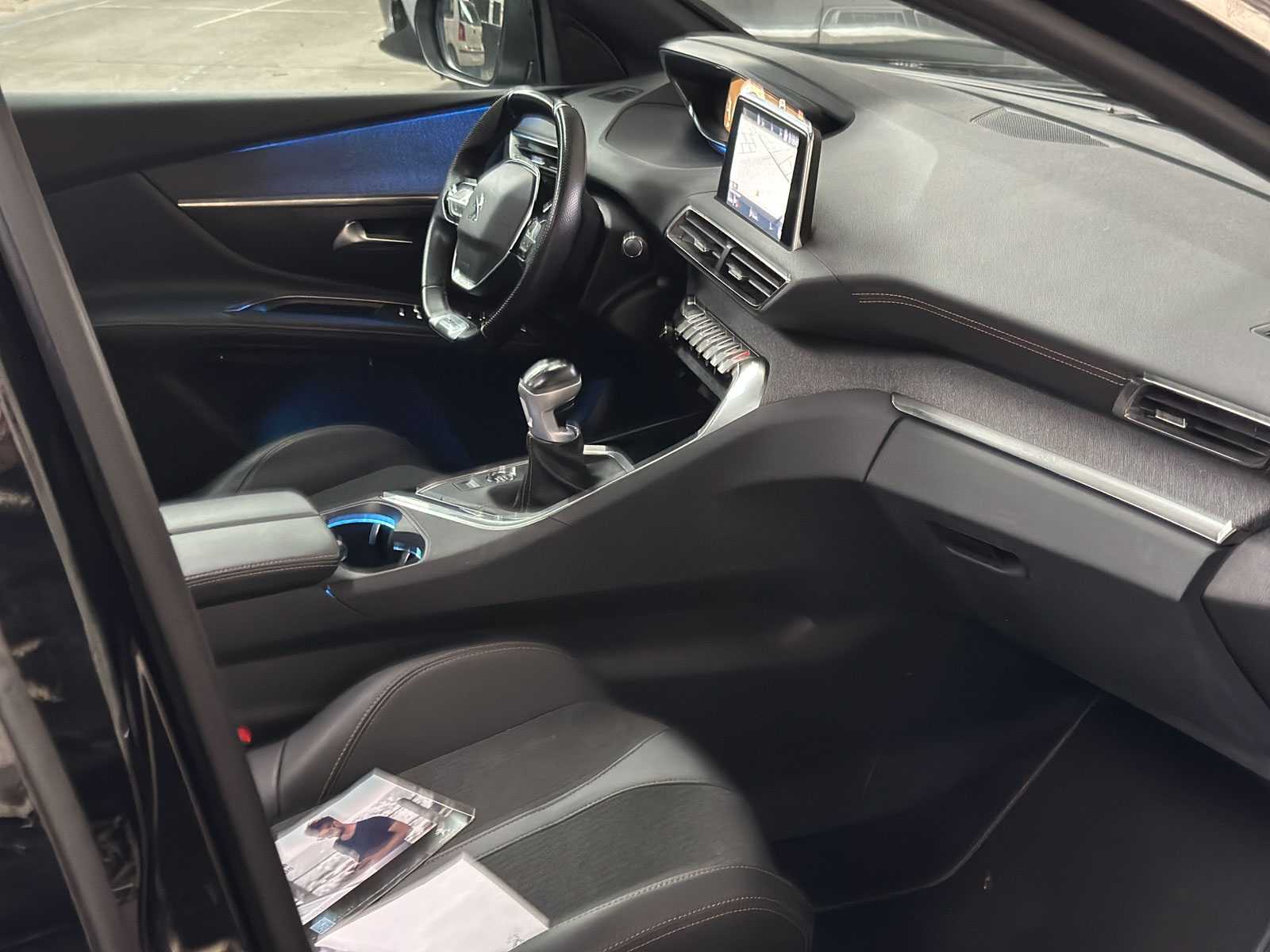 Peugeot 5008 1.2 PureTech Blue Lease GT-Line 131 PS 2020, J-762-BF