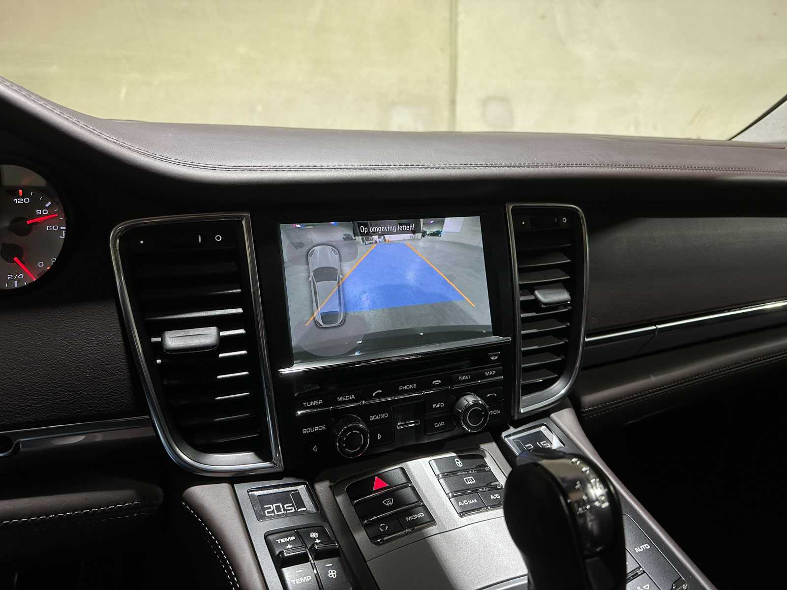 Porsche Panamera 3.6 V6 4WD 300pk 2012, G-397-TZ