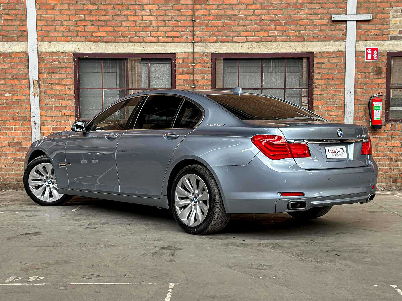 BMW ActiveHybrid7 F04 4.4 V8 465pk 2010 Youngtimer (70.000 km)