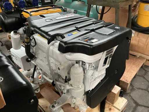 Motor diesel Mercury MR505LB3