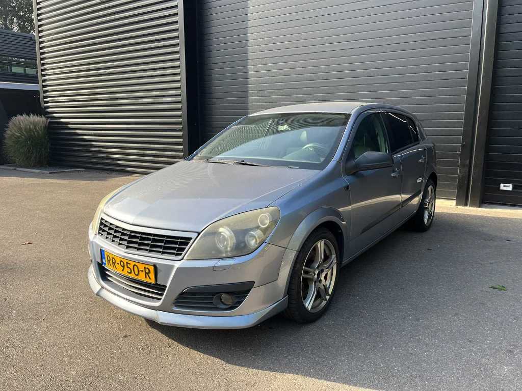 Opel Tigra TwinTop 1.4 16V Enjoy, 81-RJ-LV