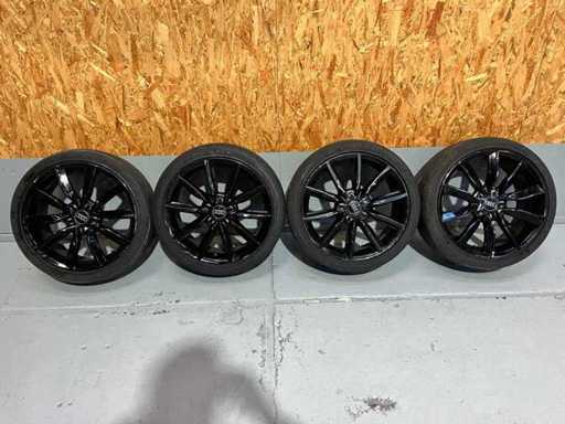 Minerva Radial F banden