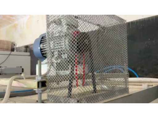 dcabe6d8-c48e-4432-9467-75b230f390d6.mp4