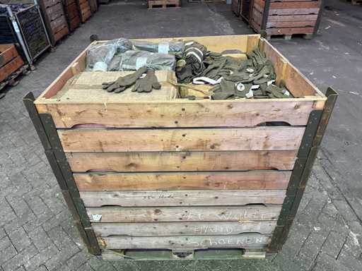 M?nu?i de lân? Army (350x)