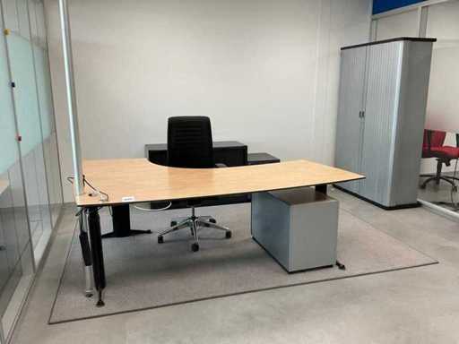 Ahrend, Girsberger Office content