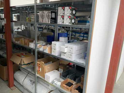 Lămpi și materiale de instalare