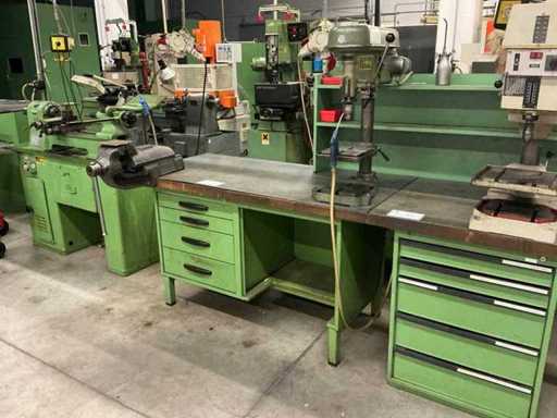 Établi avec sommaire