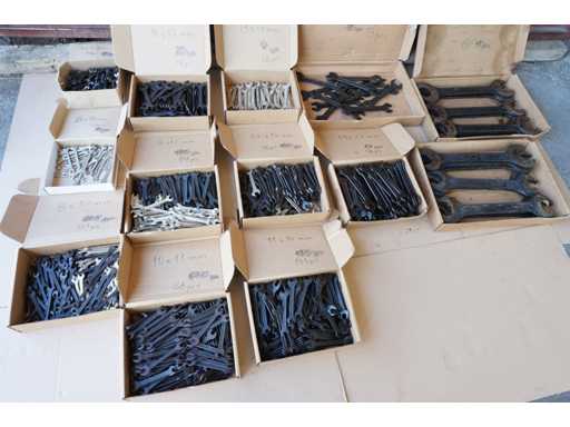   O mul?ime de chei duble deschise