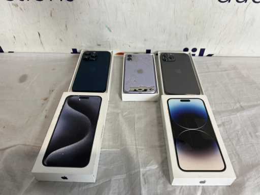 iPhone 14 Pro Max (2x) | iPhone 11 Roze 