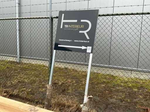 Cartellone pubblicitario