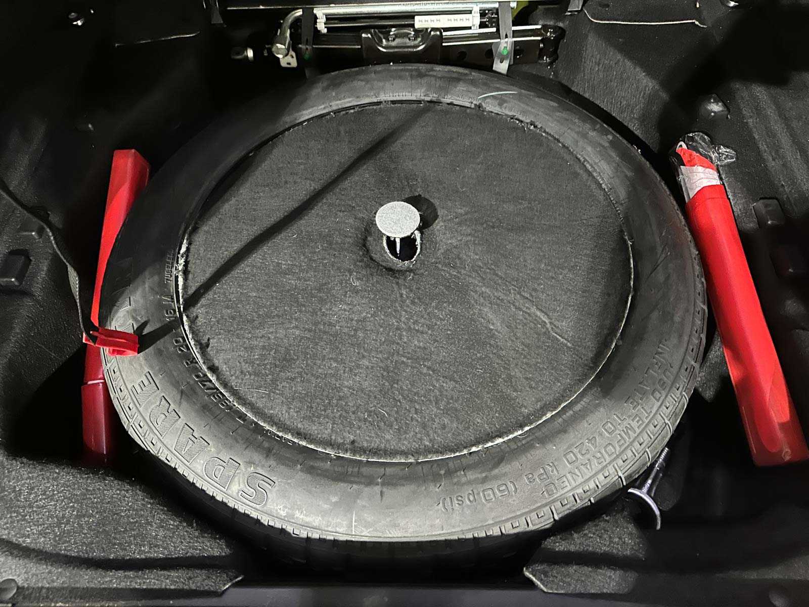 Land Rover Range Rover Sport SVR 5.0 V8 Supercharged FACELIFT 575hp 2018, L-593-LD