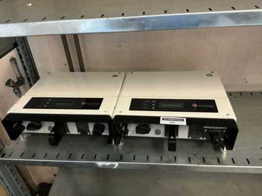 Goodwe GW2000-NS Inverter (2x)