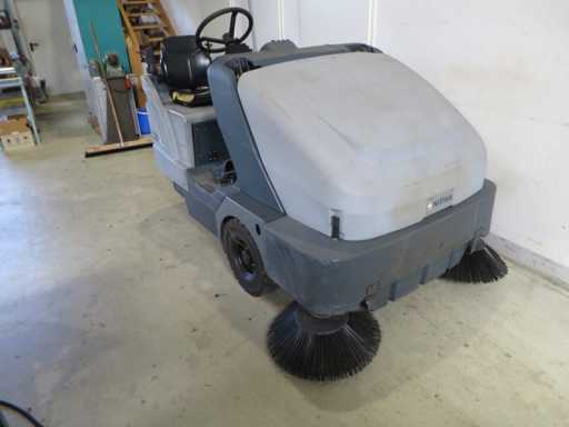 NILFISK SR 1601 Ride-on Sweeper