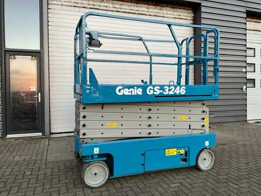 Platforma aeriană Genie GS-3246 2006