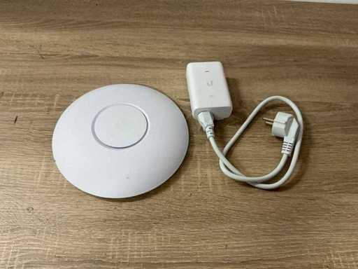 Punkt dostępu Ubiquiti U6 pro