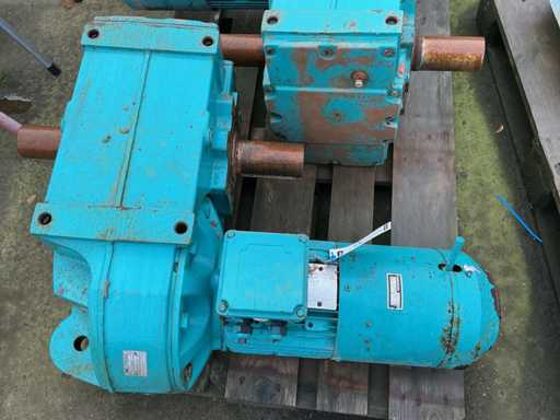 Rexnord. Elektromotor met vertragingskast