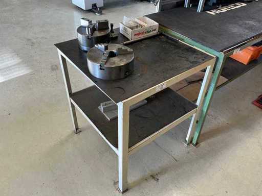 Stahltisch mit dreibackenfutter (2x)