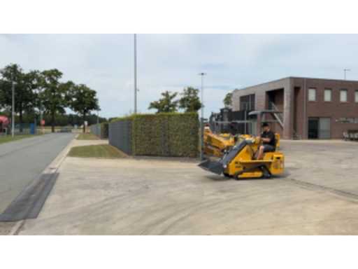 44dfdb27-b223-48be-92eb-5a0778094042.mp4