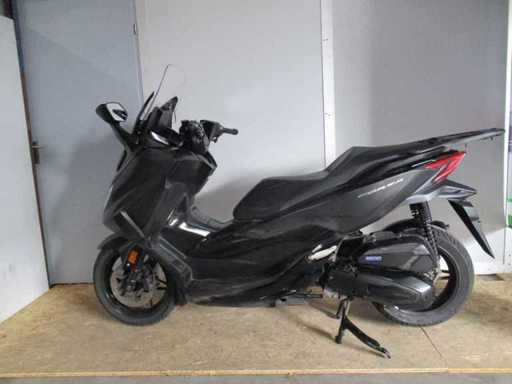Honda Forza ABS - Motorscooter - 125 - Motorfiets