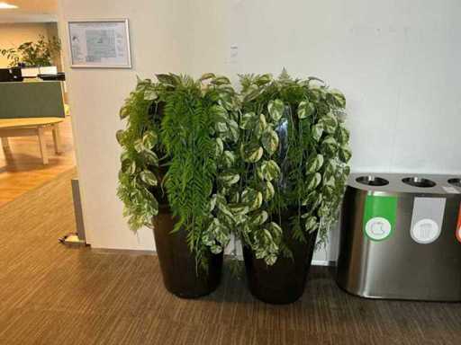 Kunstplant met pot (2x)