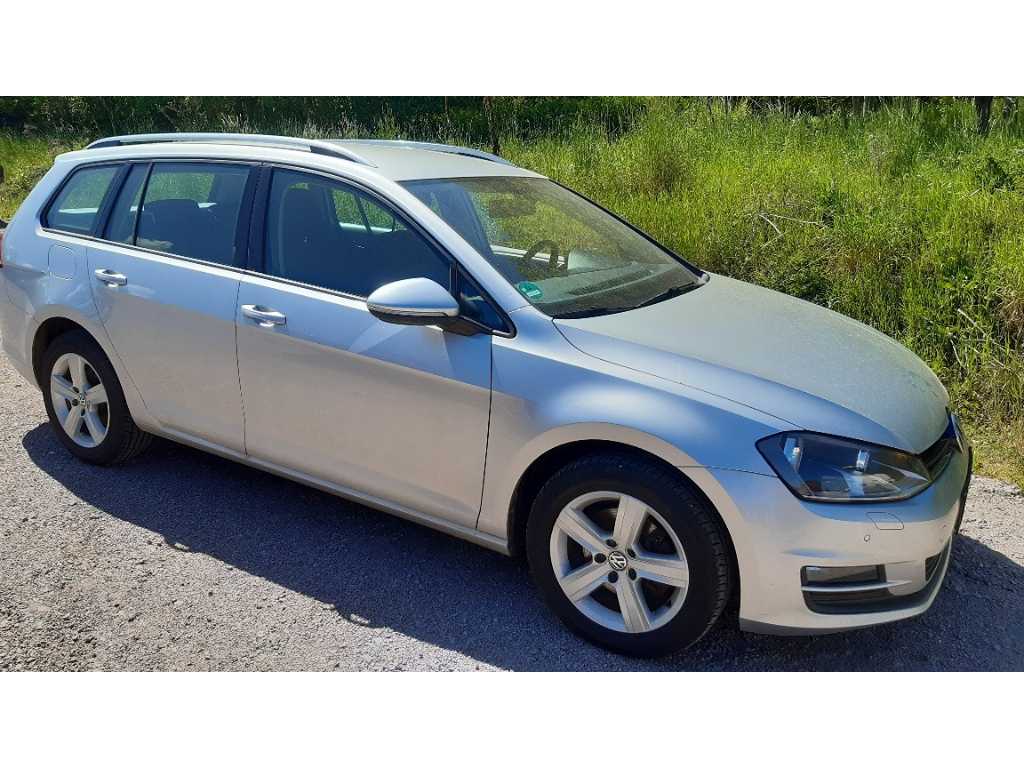 2015 Volkswagen Variant Golf 1.6 Masina