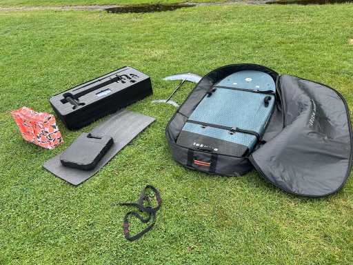 Takuma - Carver V - Efoil / elektrisch surfboard inc transportkoffers 2022