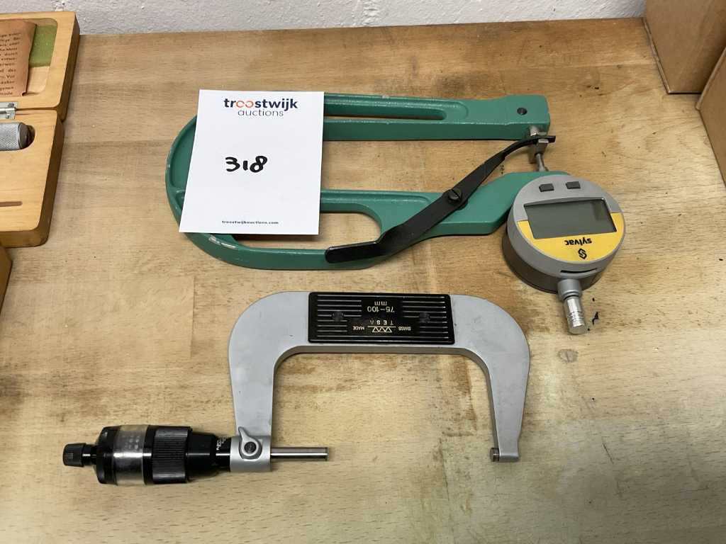Outer micrometer miscellaneous (2x)