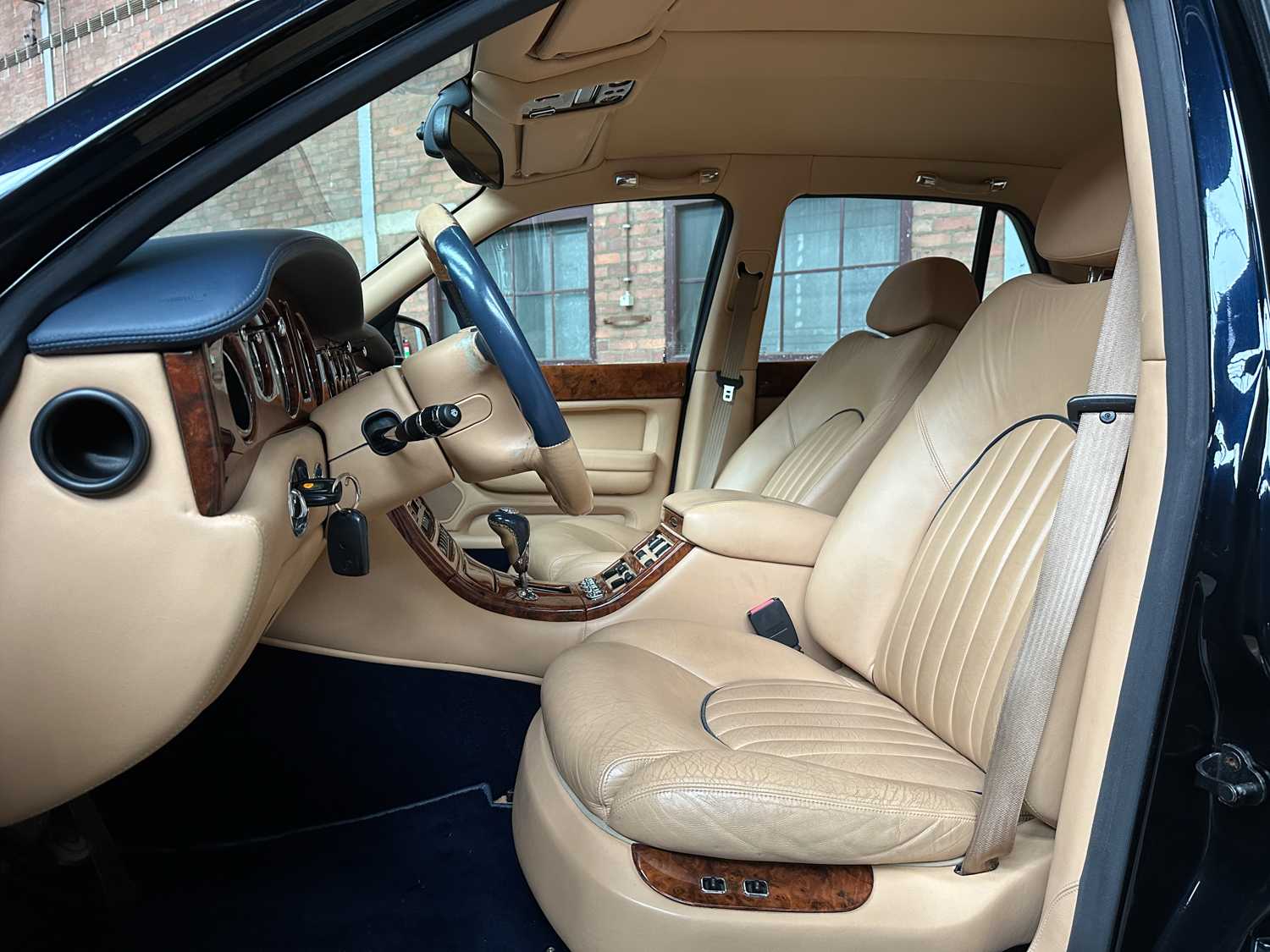 Bentley Arnage 6.8 V8 Red Label 405PK 2001 (Origineel-NL), 31-GN-KD