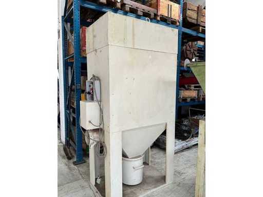 Filter extraction system