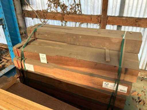 Poteau en bois dur (37x)