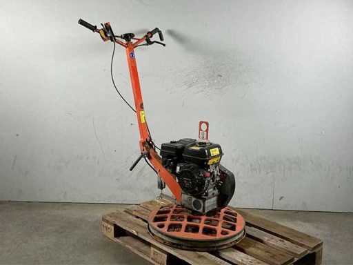 2013 Atlas Copco BG 240 Mechanical trowel 600mm petrol