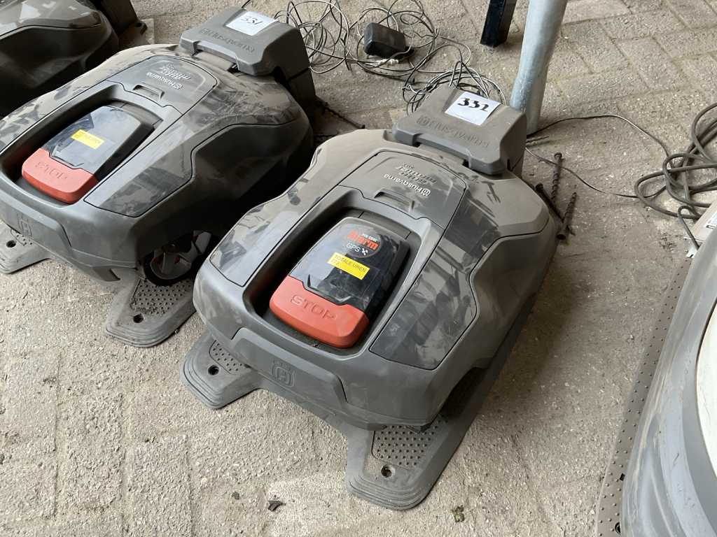 Husqvarna 315X Robotic Lawnmower