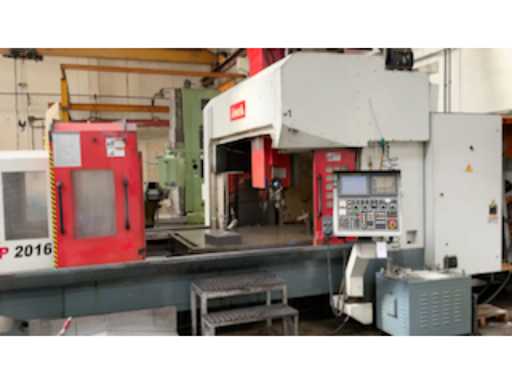 db322b4a-d1bd-4313-a969-823b864f8672.mp4