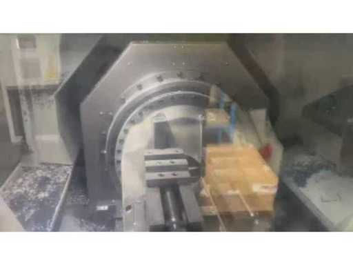 e8d68ec4-6bf1-41be-bc39-b3a31d7aef86.mp4