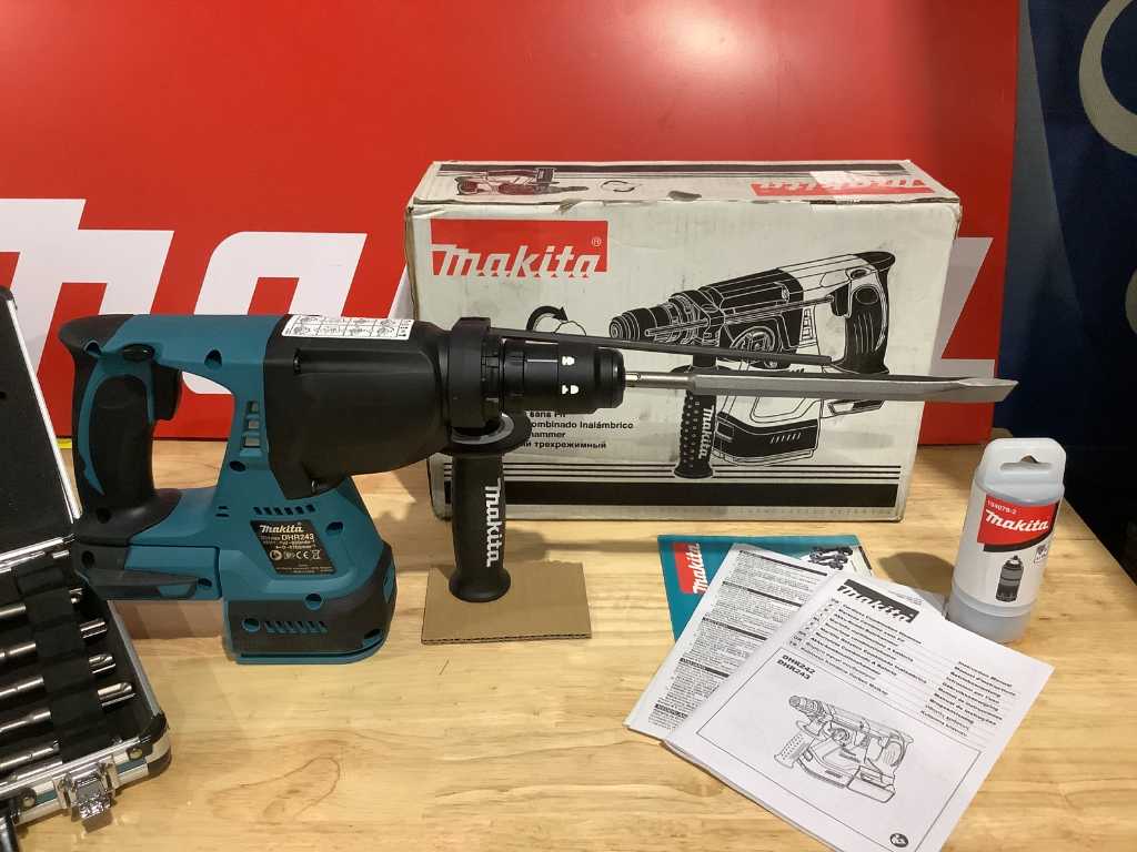 Makita discount 242 sds