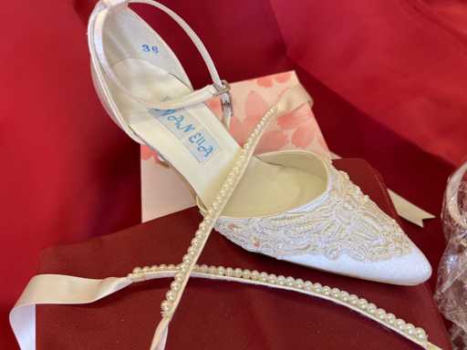 Scarpe da sposa - Pacchi non consegnabili - Scarpe da sposa - Merce di ritorno