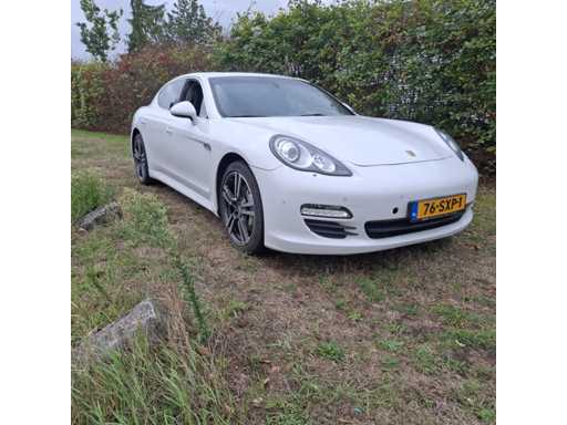 Porsche - 2010 - Panamera - 4,8 4S - 76-SXP-1