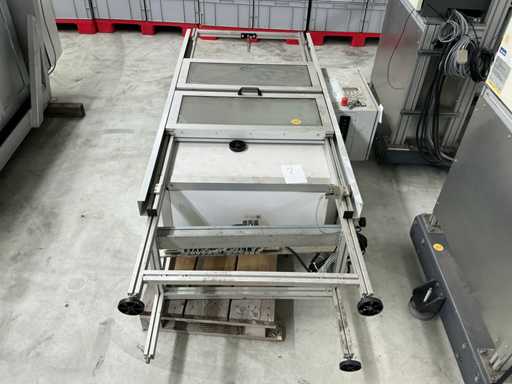 Kanya Blow Out Booth