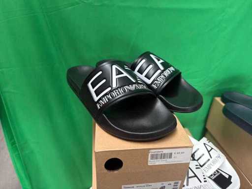 Emporio ARMANI Slippers