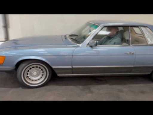 4d7a8a99-49c0-42ab-bdf3-7a6ec32824b6.mp4