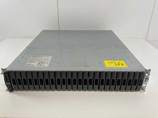 Netapp (NAJ-1001) 23x 1.2 TB Seagate (ST1200MM0018) - 1x 1.2 TB HGST (HUC101812CS4204) Disk Array Enclosure Storage