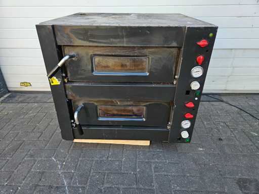 Pizza oven