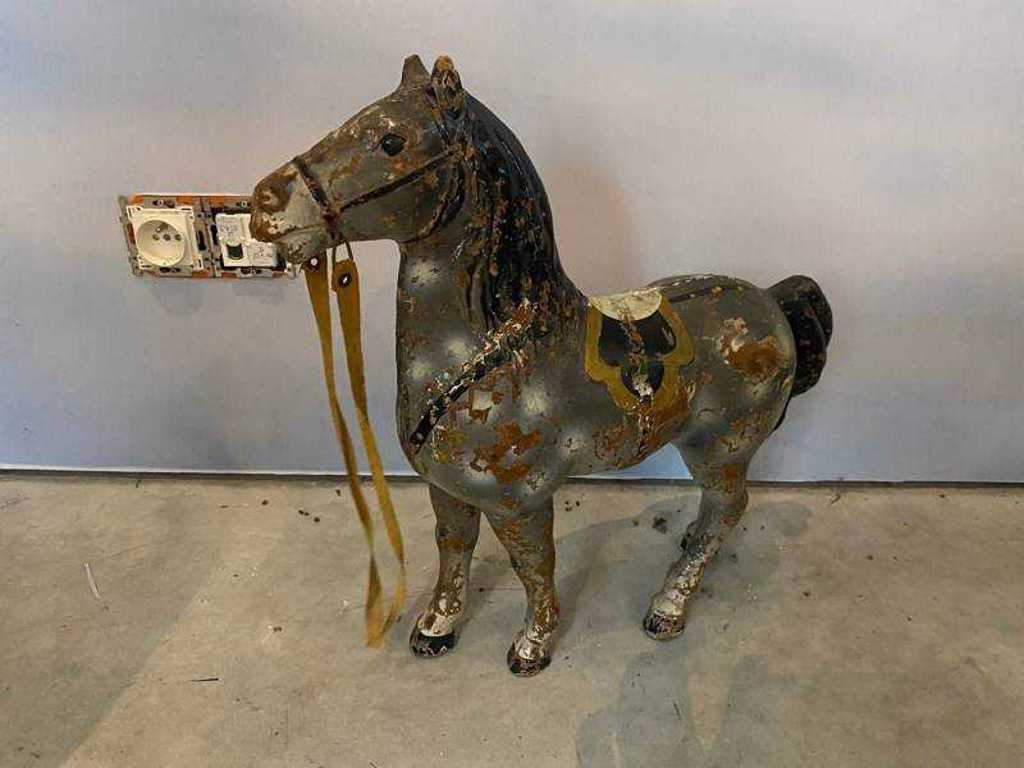 Decorative horse