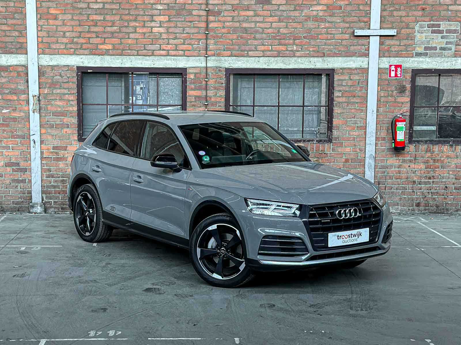 Audi Q5 2.0 TFSI Quattro Sport S Line Black Edition 252pk 2018 (Origineel-NL + 1e Eigenaar), TT-931-B