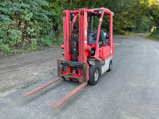 2010 Nissan P1D1A15LQ Vorkheftruck