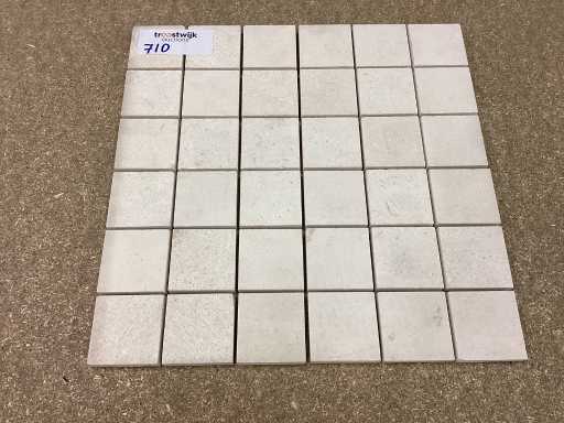 Natuursteen Limestone Beige 5x5 cm Mozaïektegel 30x30 cm 70 stuks