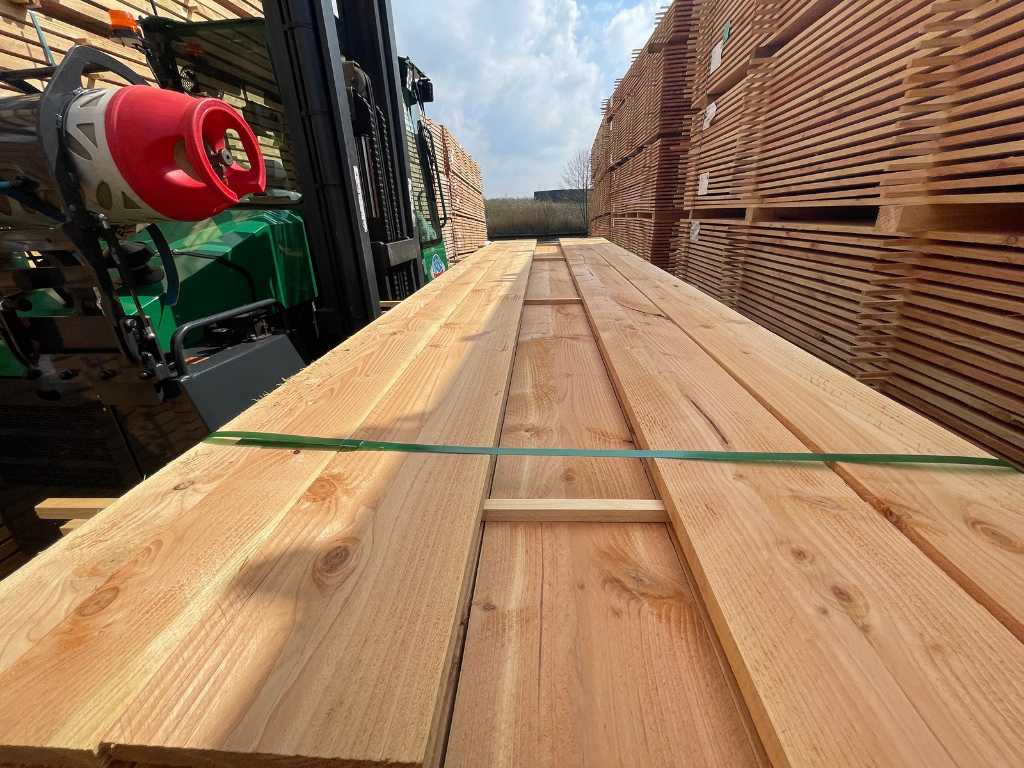 Douglas planks finely sawn 22x200mm, length 400cm (120x)