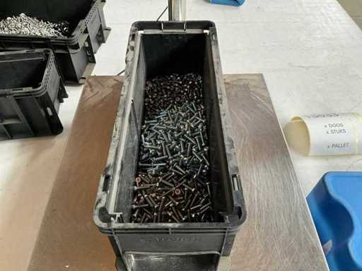 Würth 4,32 kg Fixations variées dans un contenant empilable