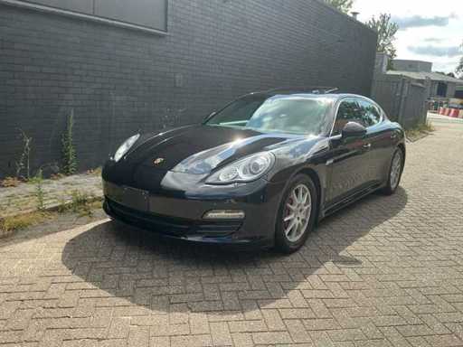 Porsche Panamera 4 doctrine HB S Passeggeri 2010