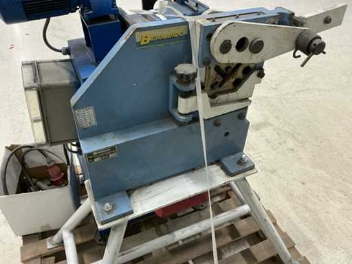 Bernardo / Jorg Punching and shearing machine